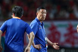 葡京娱乐场-跟队记者：泰山要和崔康熙做个决断，不能再等了，要启用备选方案