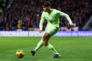 葡京娱乐场-世体：巴萨小将马丁顶住多特压力，通过了首次大考