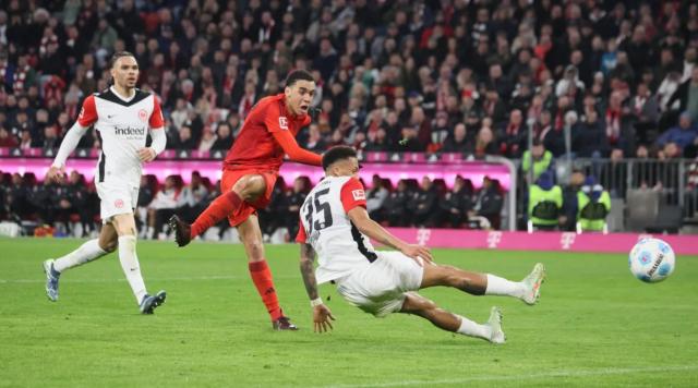 葡京娱乐场-【德甲】穆西亚拉一条龙，拜仁4比0法兰克福