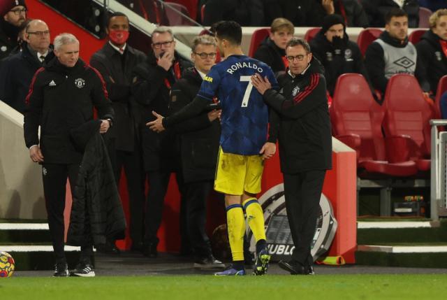 葡京娱乐场-C罗为啥刚来就要走？有代沟 曼联年轻人不听他话！